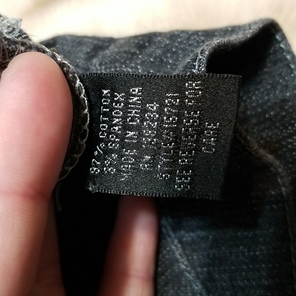 Cropped Dark Denim Jean Jacket w/ Studs Small - Picture 10 of 10